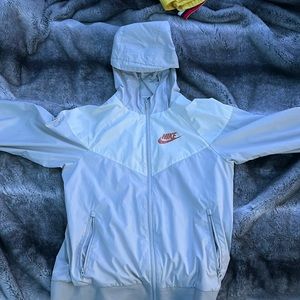 Nike windbreaker youth large